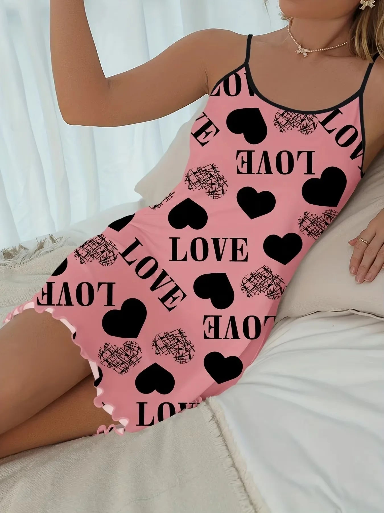 Camisola de verano para mujer, camisón sin espalda con estampado de corazón y amor, ropa de dormir suave y transpirable, dobladillo con volantes, vestido de noche con cuello redondo